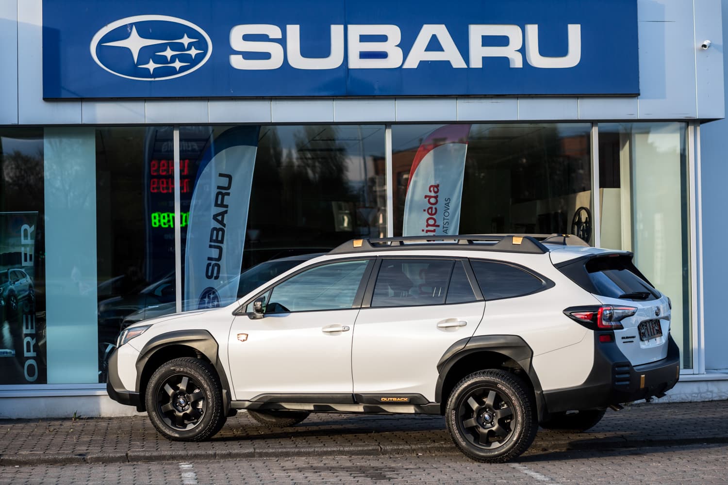 2023 Subaru Outback ( Wilderness ) šonas
