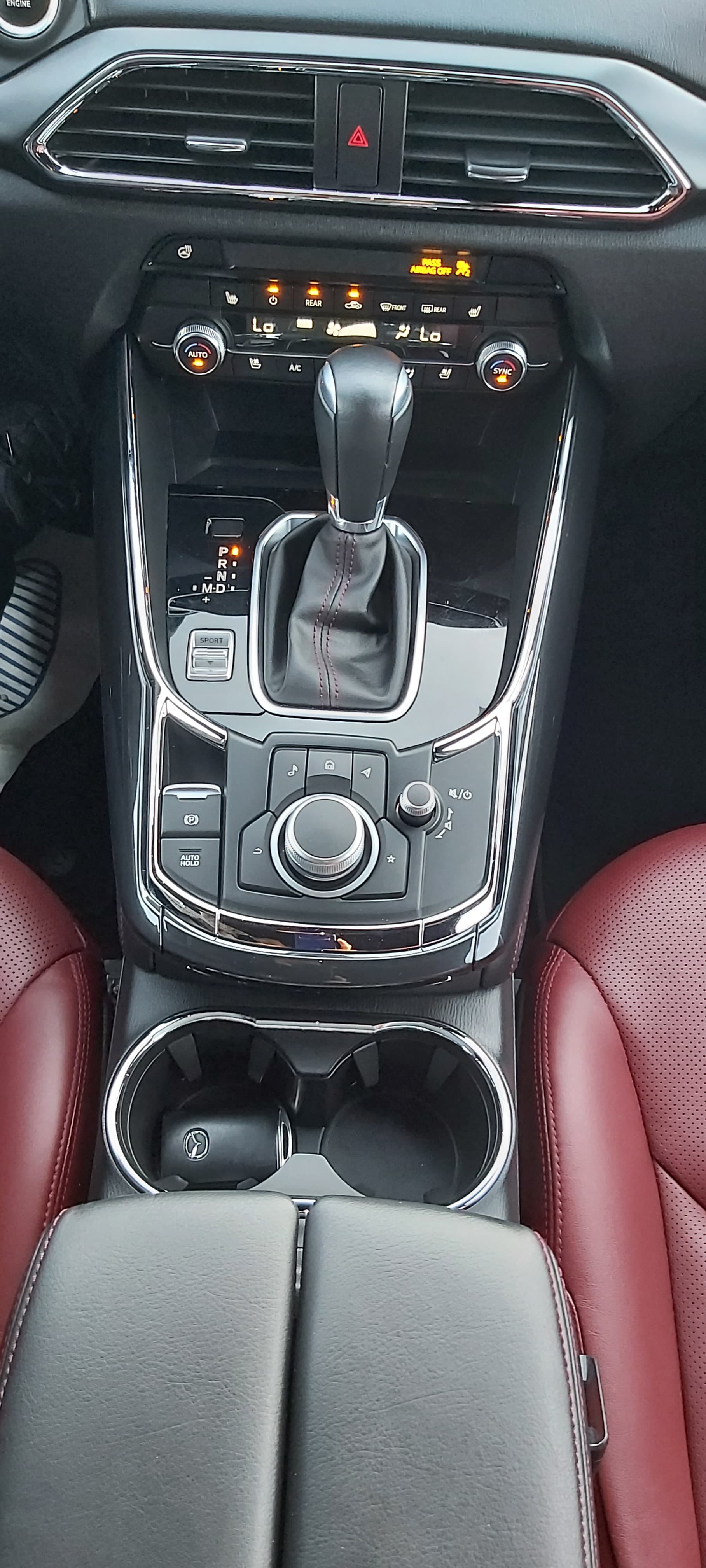 Mazda grey centrine konsole